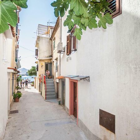 Studio Marin Baška Esterno foto