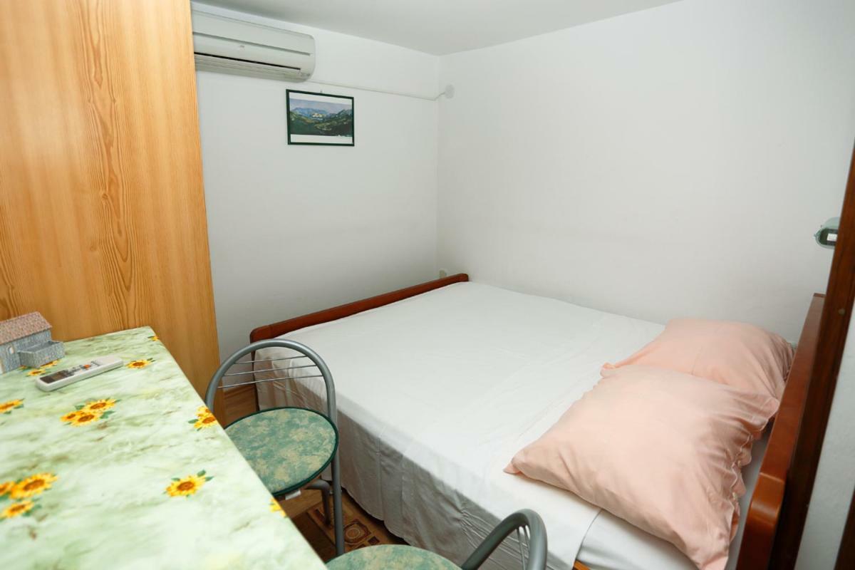 Studio Marin Baška Esterno foto
